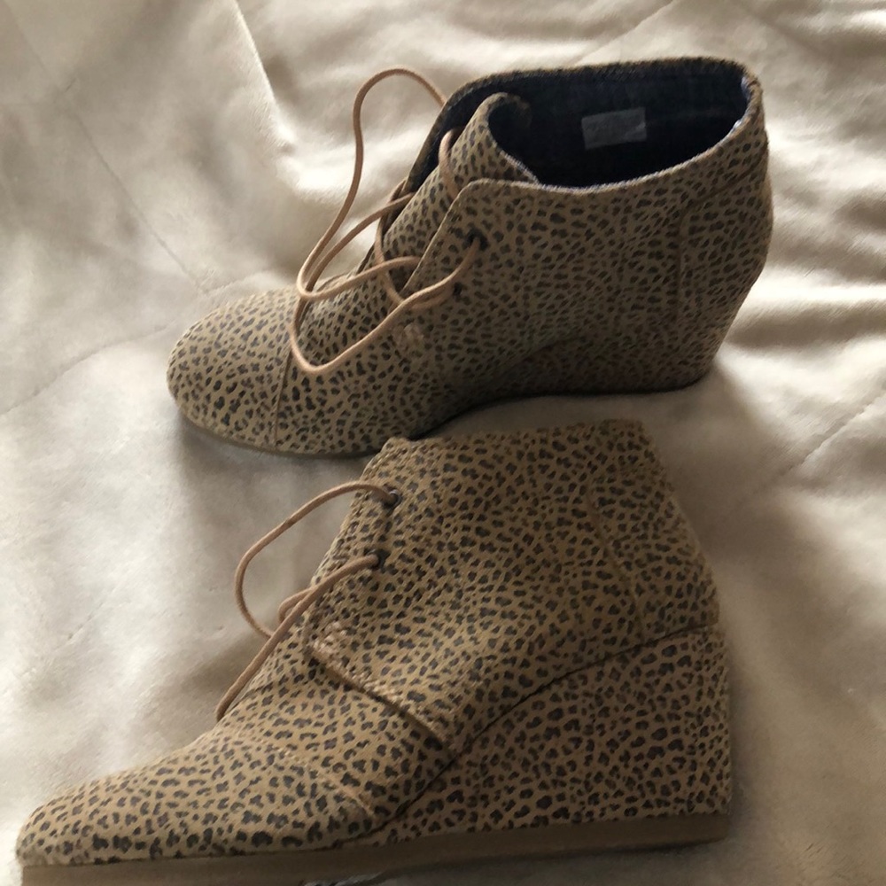 Toms Booties